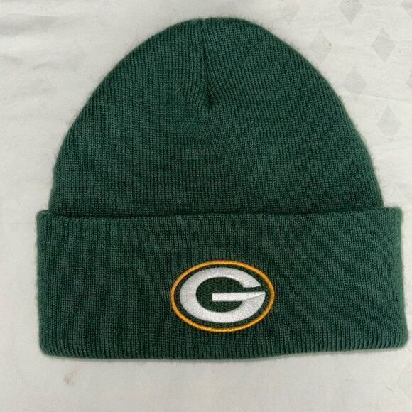 NWT NFL Green Bay Packers Green Beanie with Cuff Adult Size - Picture 1 of 3